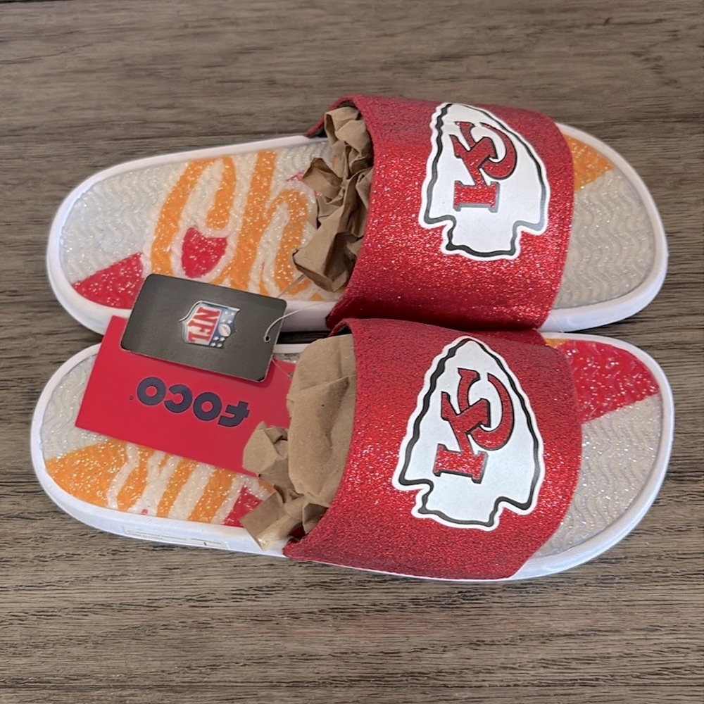 ❌SOLD❌ NWT [FOCO] Kansas City Chiefs NFL Sparkle Gel Slide Sandals Womens L 9/10 - Picture 6 of 12